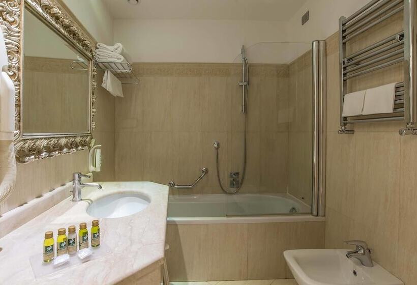 هتل Atlantic Palace