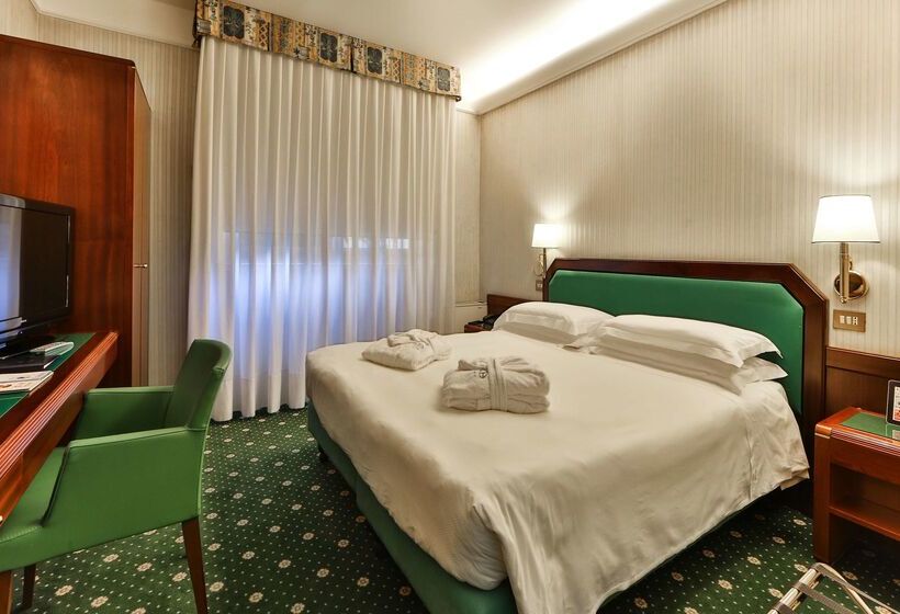 Astoria Sure Hotel Collection By Best Western