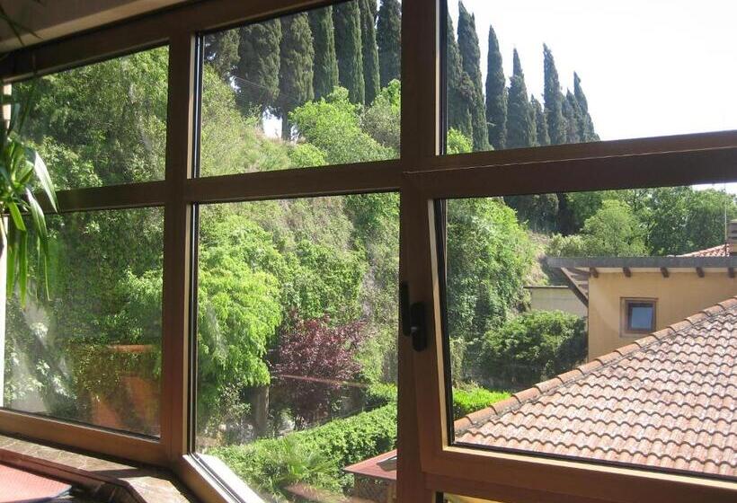 בית מלון כפרי Broglia