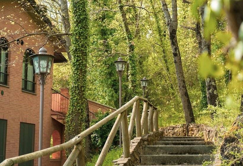 فندق Carpediem Assisi Living Club