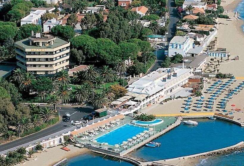 בית מלון כפרי Circeo Park