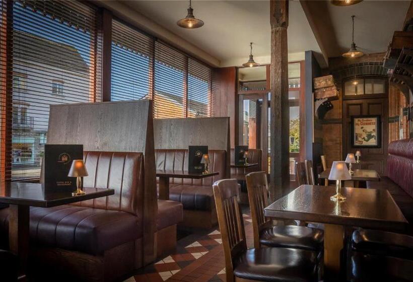 酒店 Clifden Station House