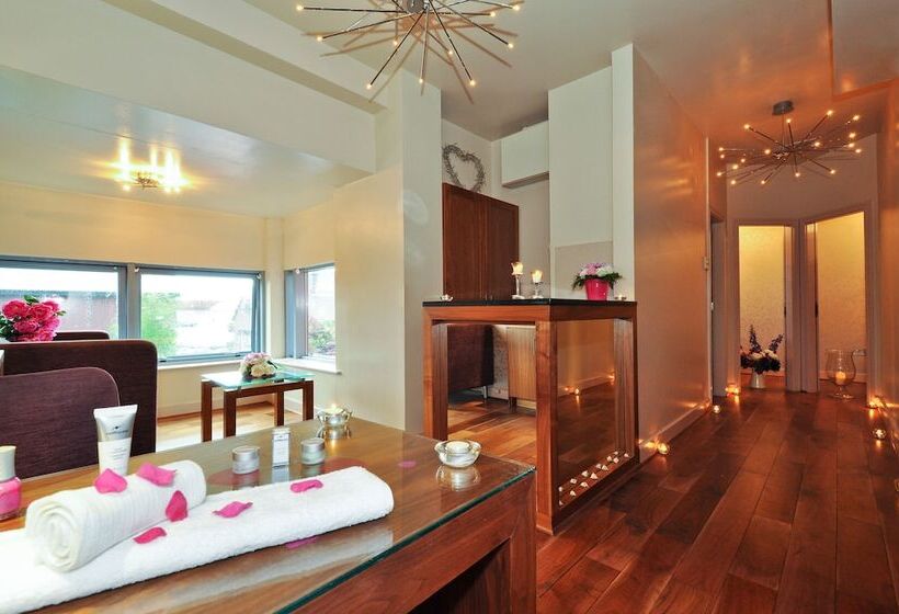 酒店 Clifden Station House