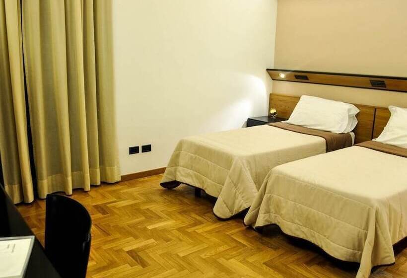 فندق Cristal Palace