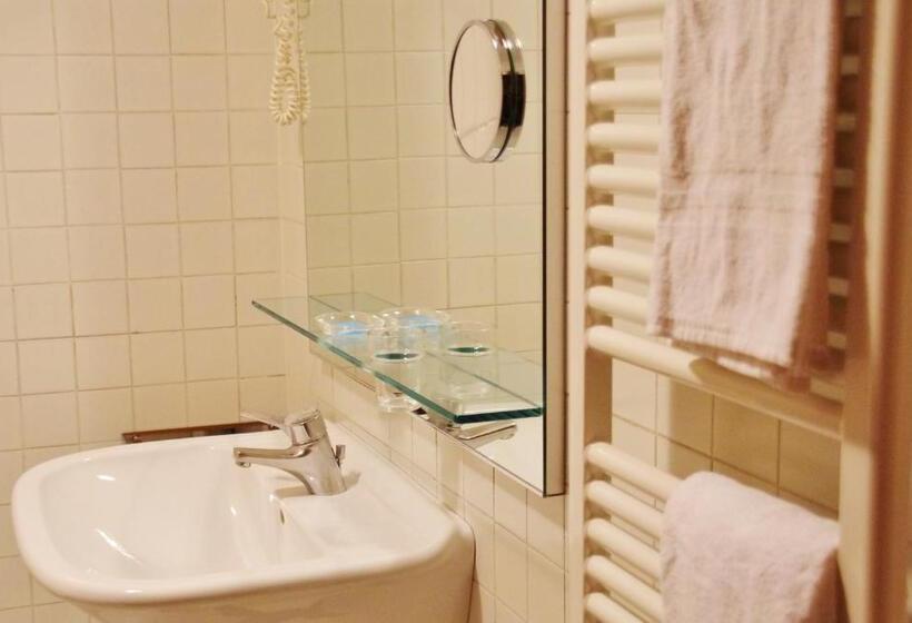 호텔 Cristallino D'ampezzo