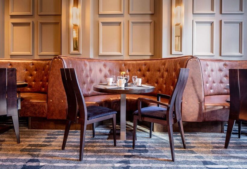 هتل Hilton Dublin