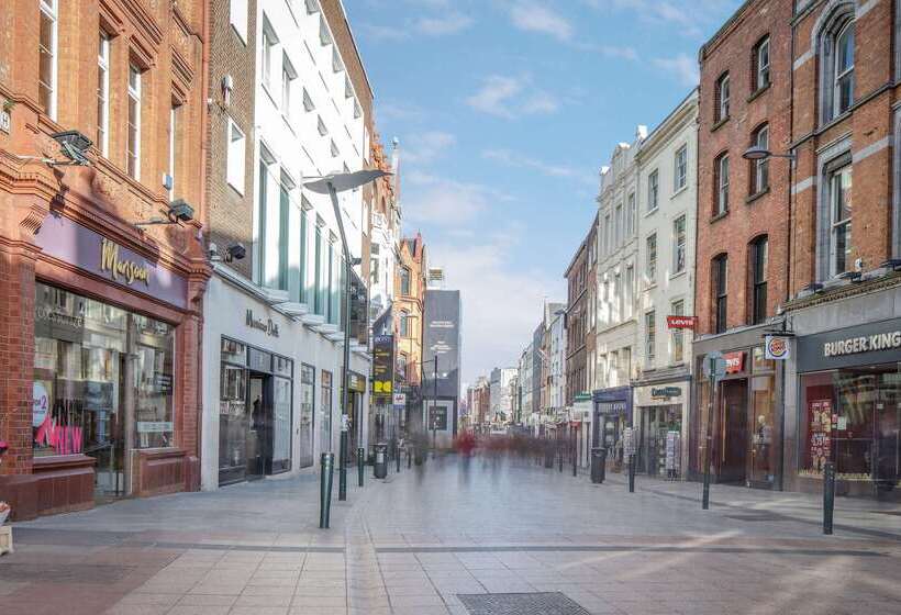 هتل Hilton Dublin