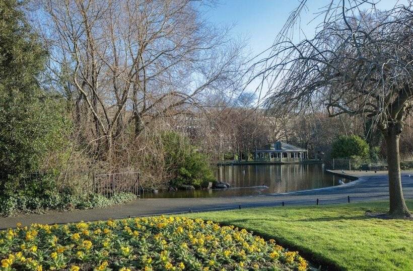 هتل Hilton Dublin