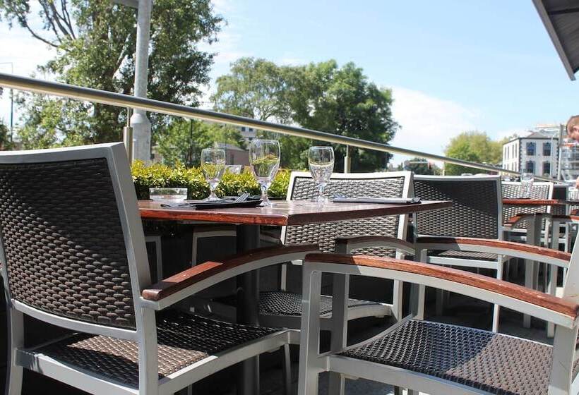 هتل Hilton Dublin