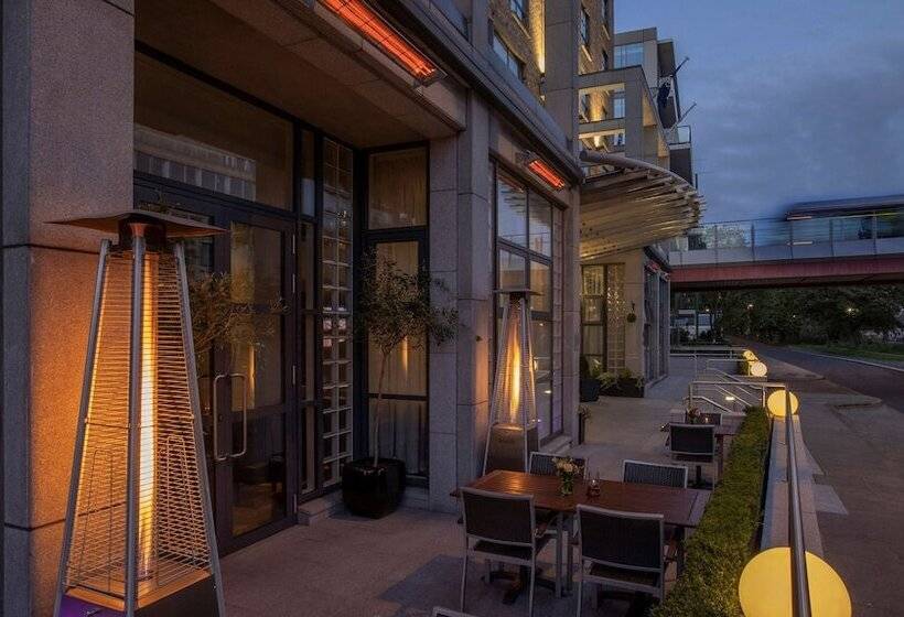 هتل Hilton Dublin
