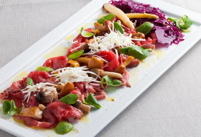 호텔 Europa  Skypool & Panorama