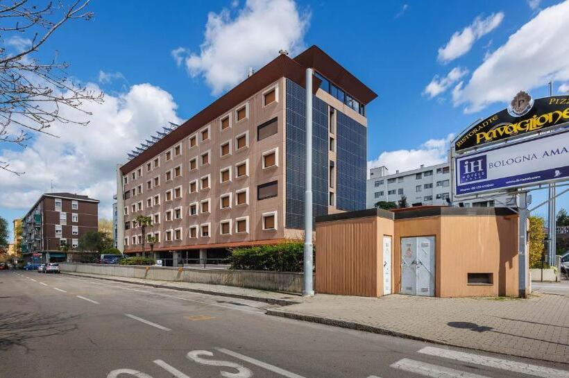 Jr Hotels Bologna Amadeus