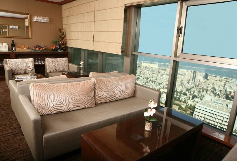 Отель Crowne Plaza Haifa, An Ihg