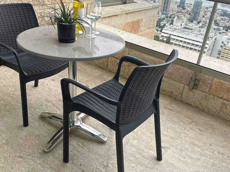 Отель Crowne Plaza Haifa, An Ihg