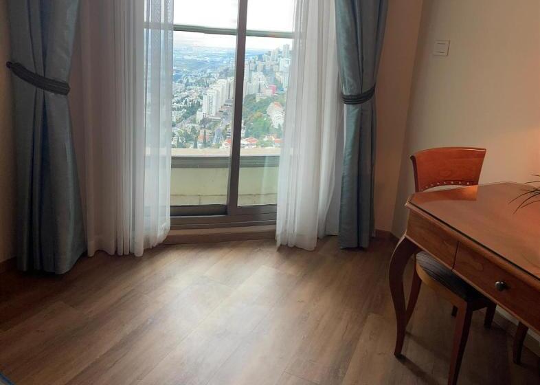 Отель Crowne Plaza Haifa, An Ihg