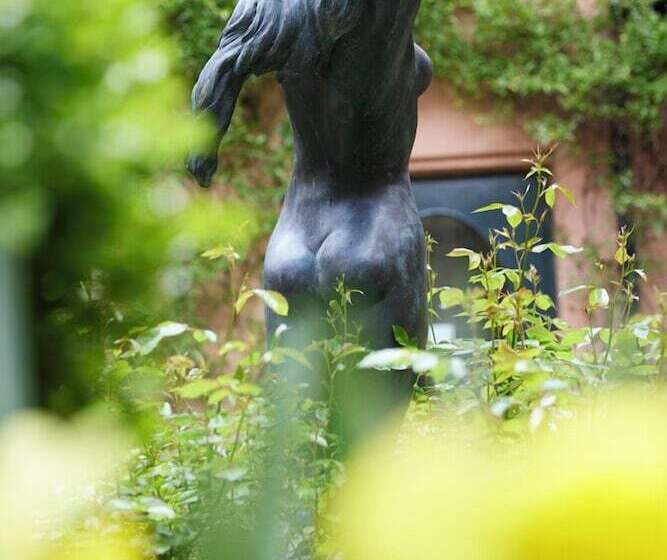 Отель Perryville House