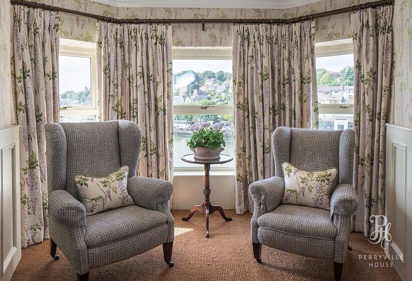 Отель Perryville House