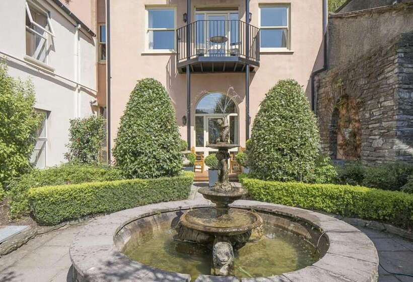 Отель Perryville House