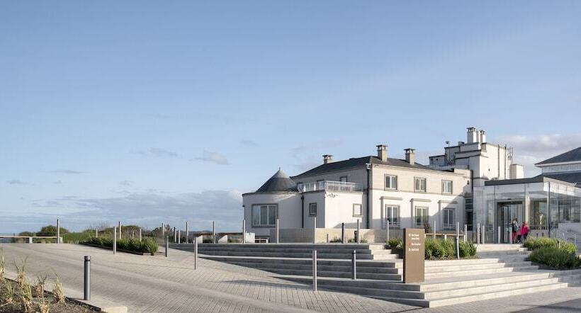 Отель Portmarnock Resort & Jameson Golf Links
