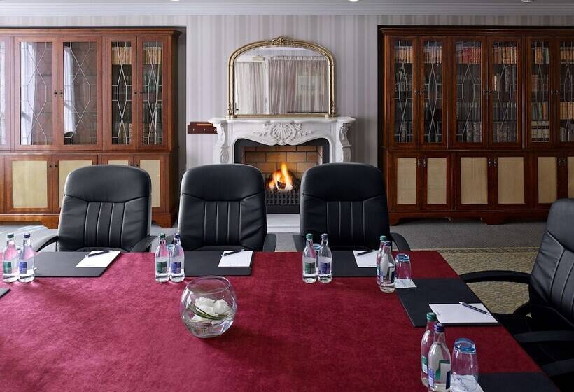 호텔 Radisson Blu St. Helens