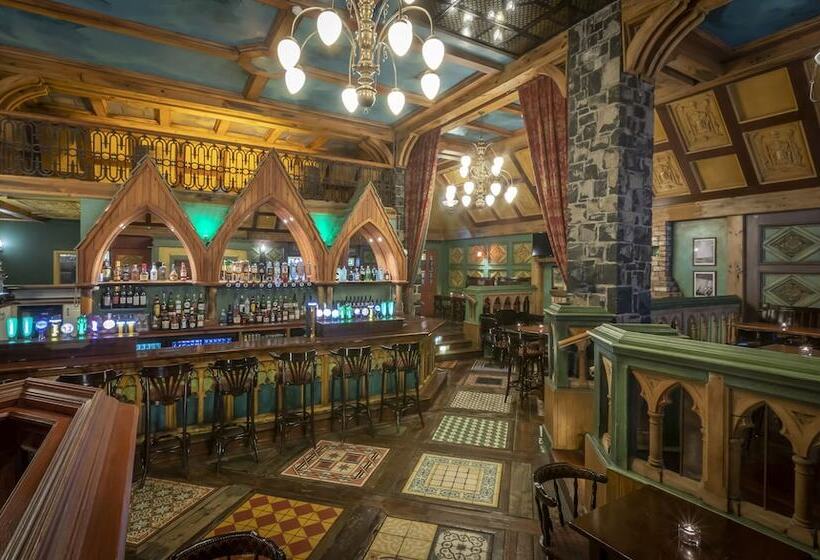 فندق Temple Gate