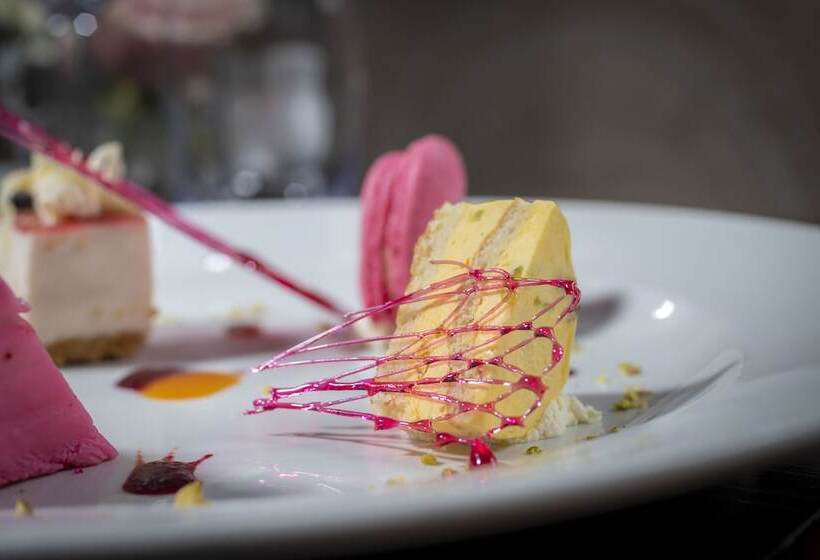 فندق Temple Gate