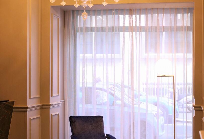 Worldhotel Casati 18