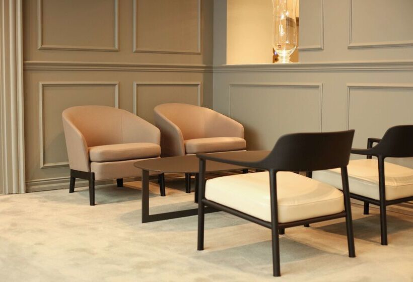 Worldhotel Casati 18