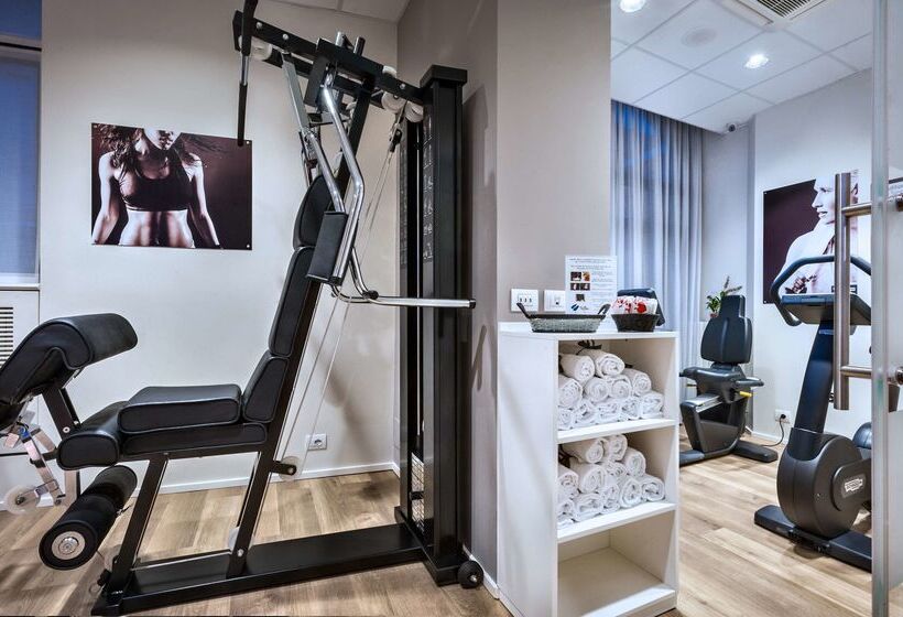 Worldhotel Casati 18