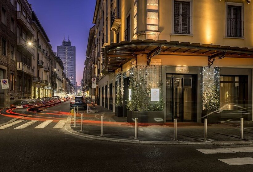 Worldhotel Casati 18