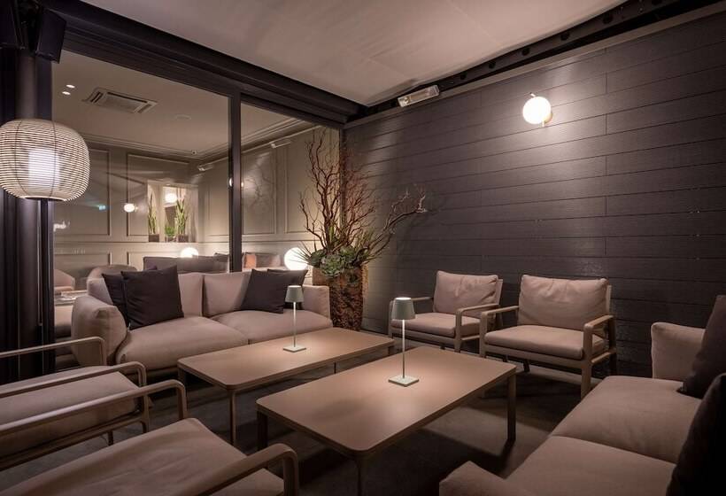 Worldhotel Casati 18