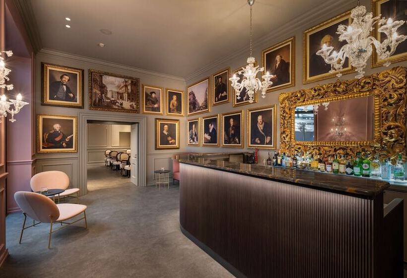 Worldhotel Casati 18