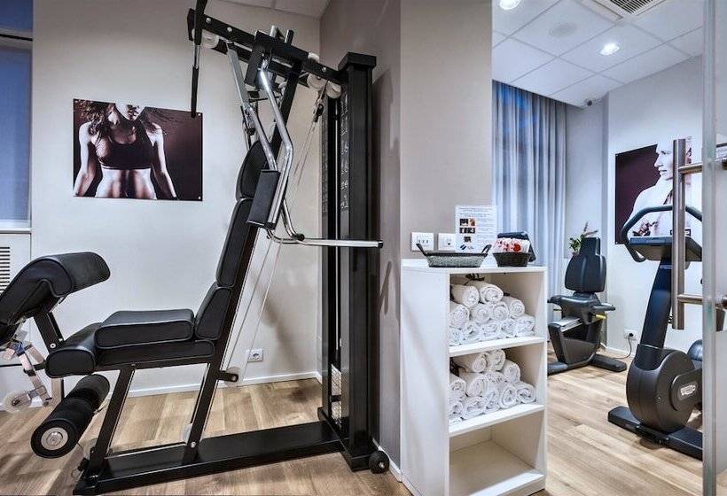 Worldhotel Casati 18