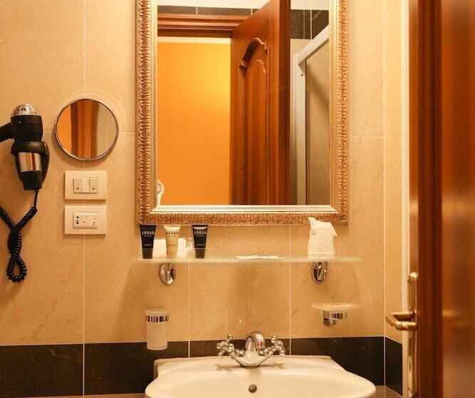 Worldhotel Casati 18