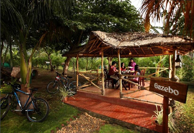 ホテル Harvest Fresh Farms