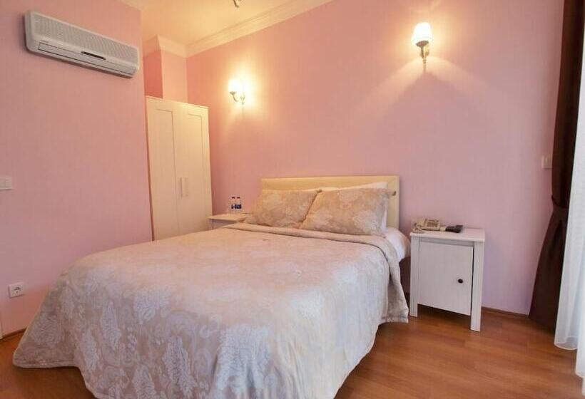 Nizam Butik Otel Büyükada