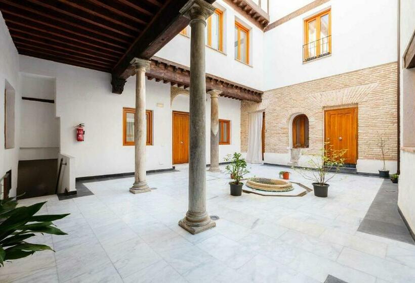 Apartamento Con Patio Junto A La Catedral By Toledo Ap