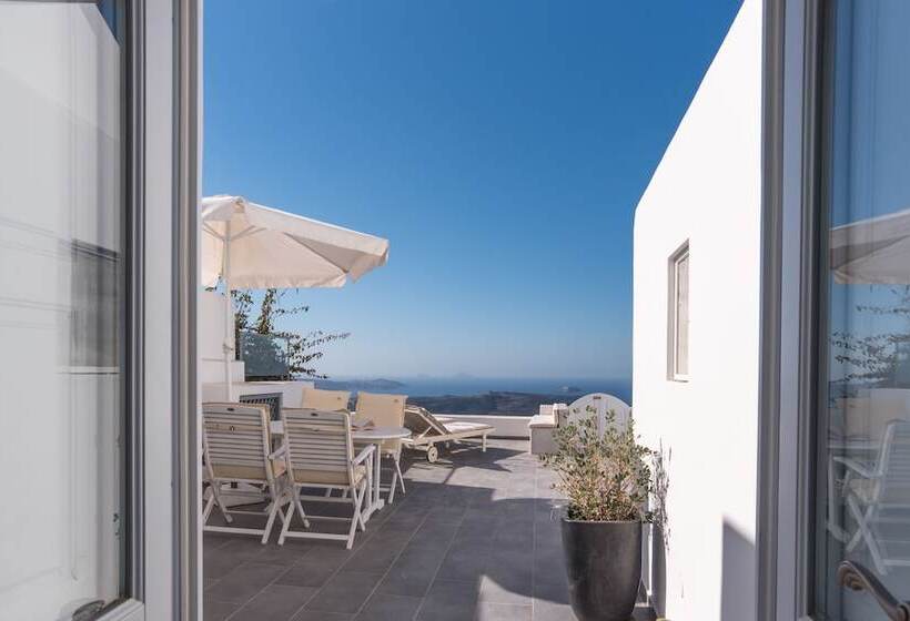 Karpimo Horizon   Caldera View With Private Hot Tub