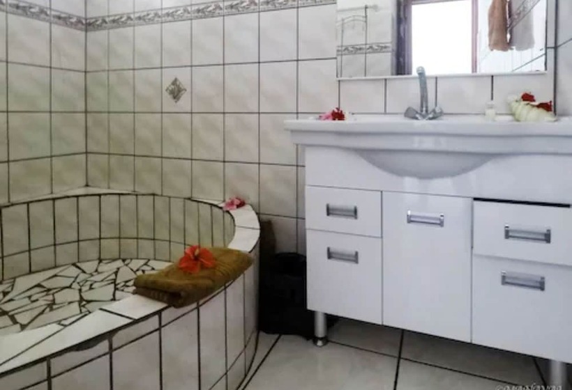 فندق Bora Vaite Lodge