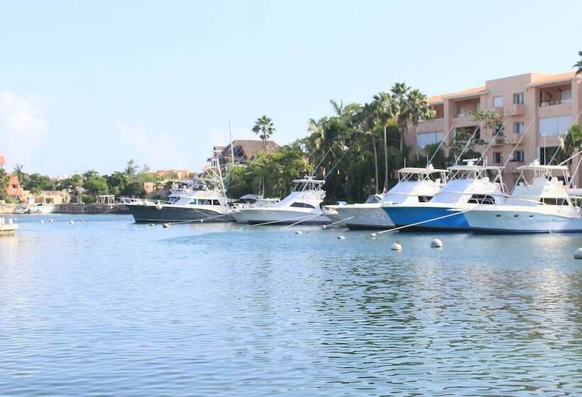 Increíble Estudio En Puerto Aventuras, Condominio Con Alberca # 201