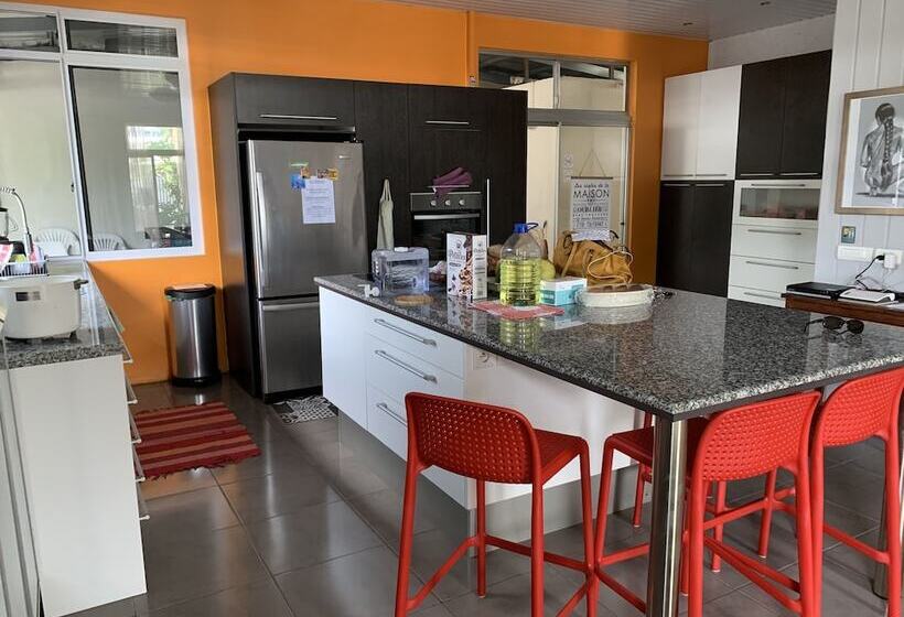 پانسیون City Home Tahiti