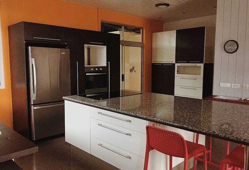 پانسیون City Home Tahiti