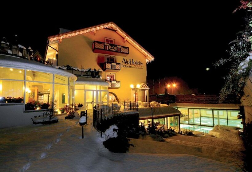فندق Alpholiday Dolomiti Wellness & Family