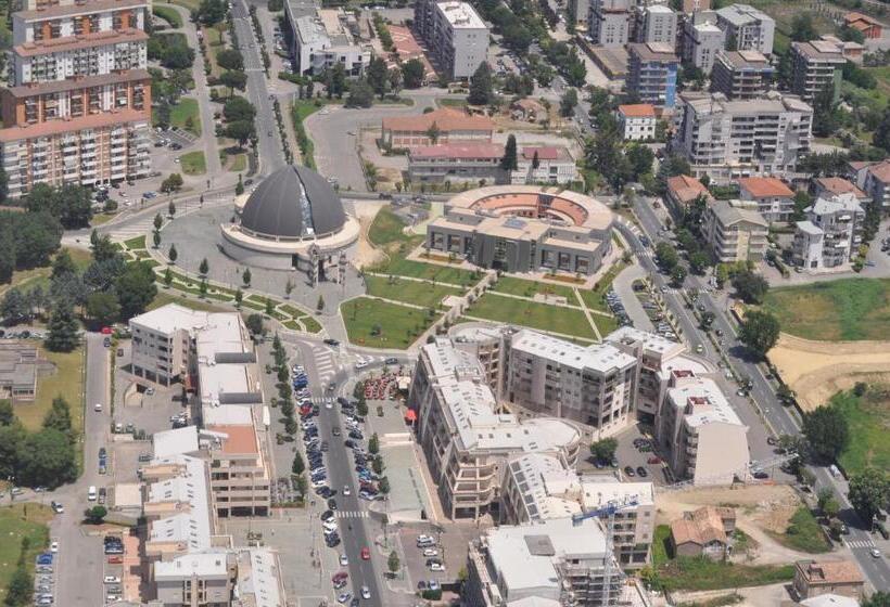 Отель Bv President