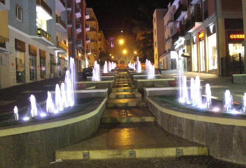 Отель Bv President