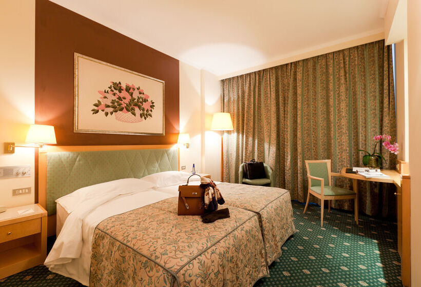 City Life Hotel Poliziano, By R Collection Hotels