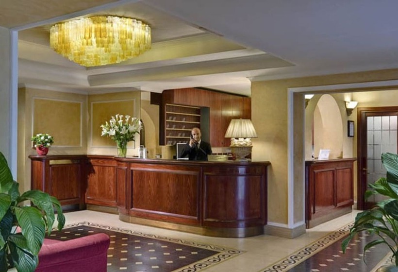 هتل Corona D'italia