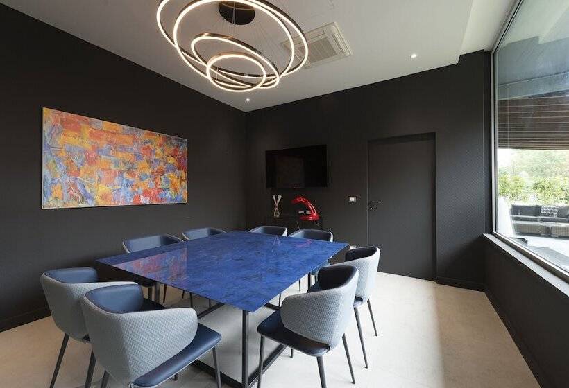 Hotel Elizabeth Lifestyle