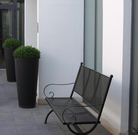 בית מלון כפרי Garden