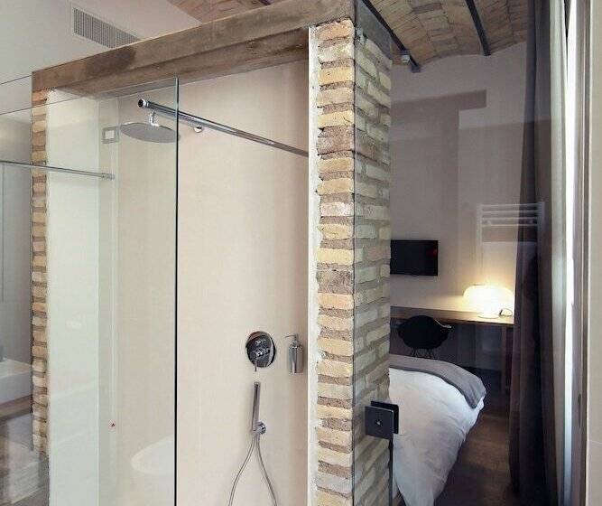 هتل Giolli Nazionale